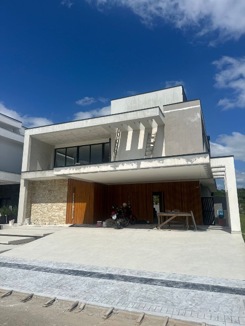 Sobrado, 3 quartos, 272 m² - Foto 2