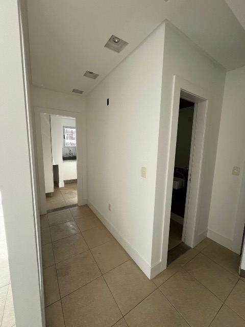 Cobertura, 3 quartos, 267 m² - Foto 15