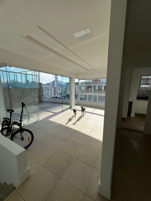 Cobertura, 3 quartos, 267 m² - Foto 10