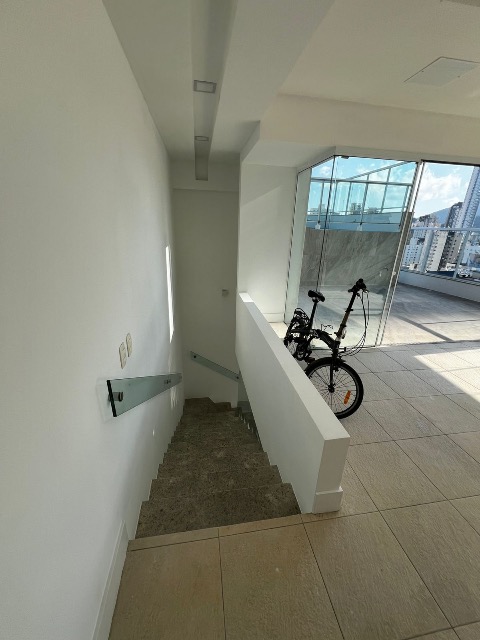 Cobertura, 3 quartos, 267 m² - Foto 19