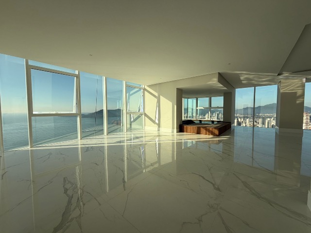 Apartamento, 4 quartos, 376 m² - Foto 1