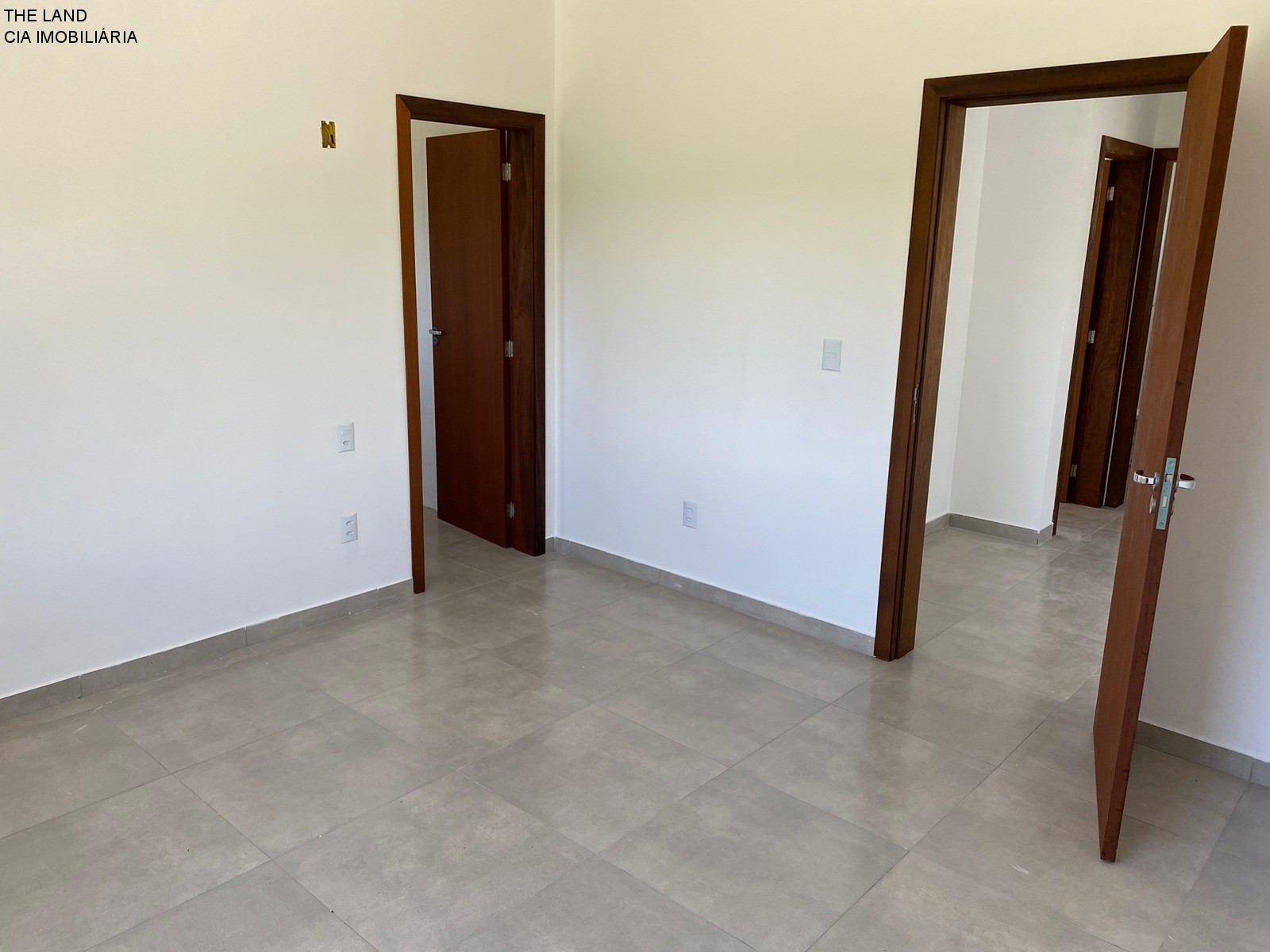 Sobrado à venda com 3 quartos, 180m² - Foto 4