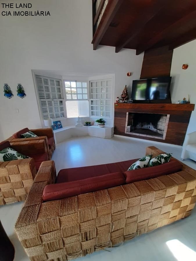 Casa à venda com 3 quartos, 360m² - Foto 16