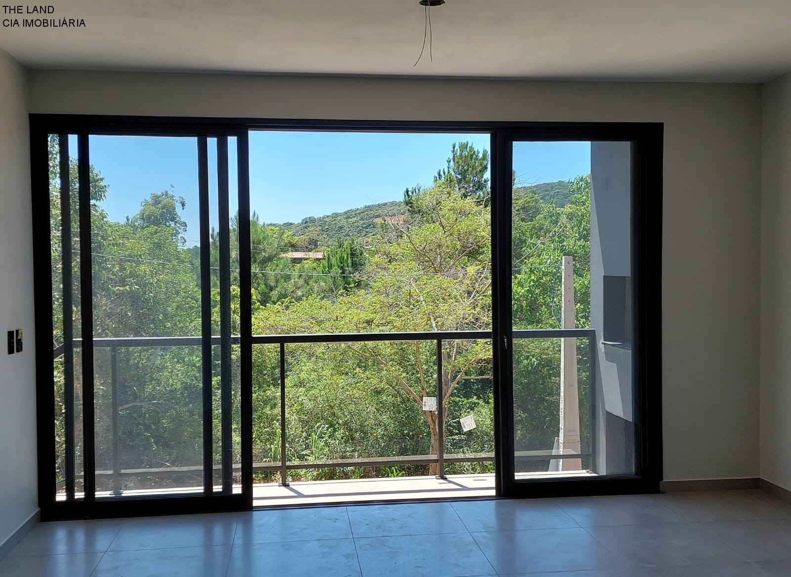 Casa à venda com 2 quartos, 250m² - Foto 17