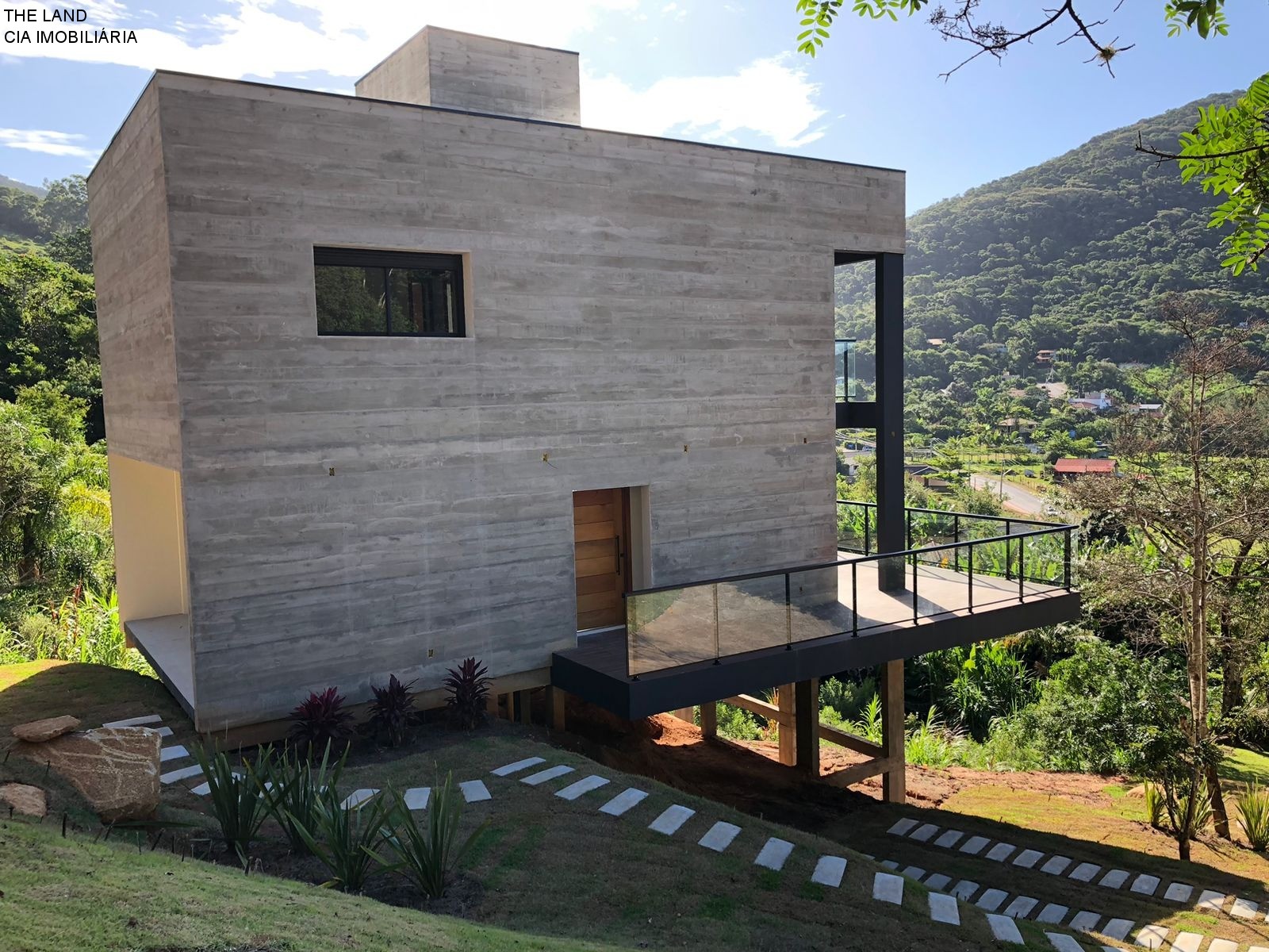 Casa de Condomínio à venda com 3 quartos, 396m² - Foto 4