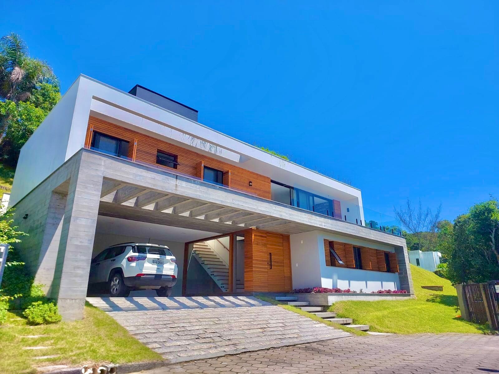 Casa de Condomínio à venda com 4 quartos, 420m² - Foto 3