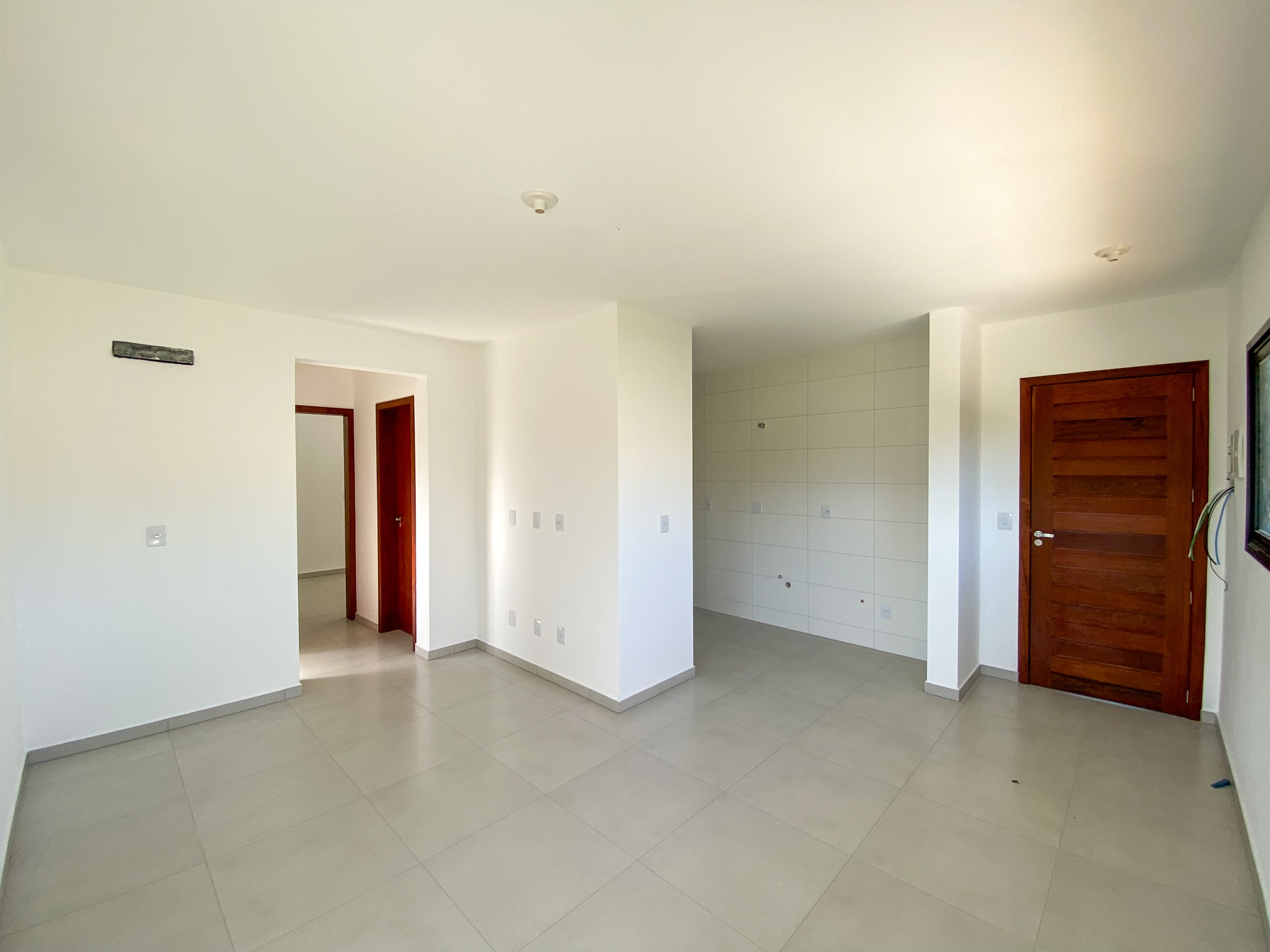 Casa à venda com 2 quartos, 65m² - Foto 12