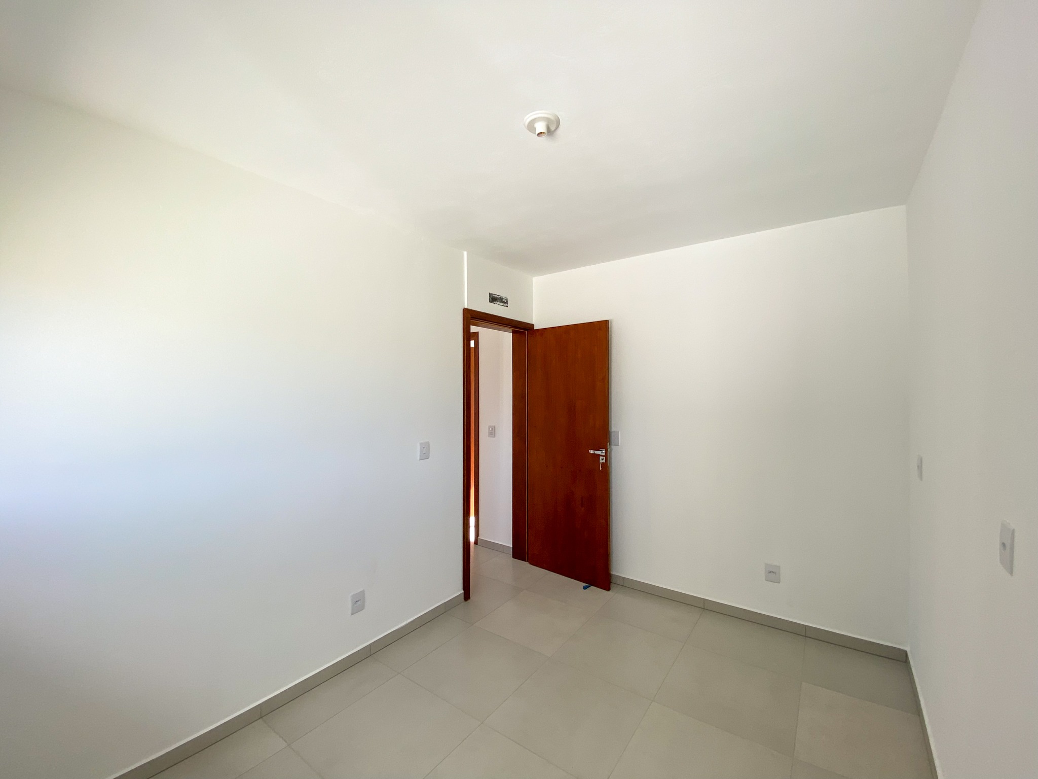 Casa à venda com 2 quartos, 65m² - Foto 19