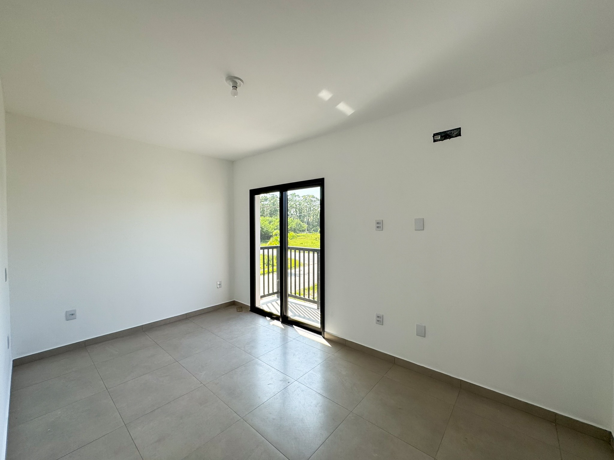 Casa à venda com 2 quartos, 58m² - Foto 16