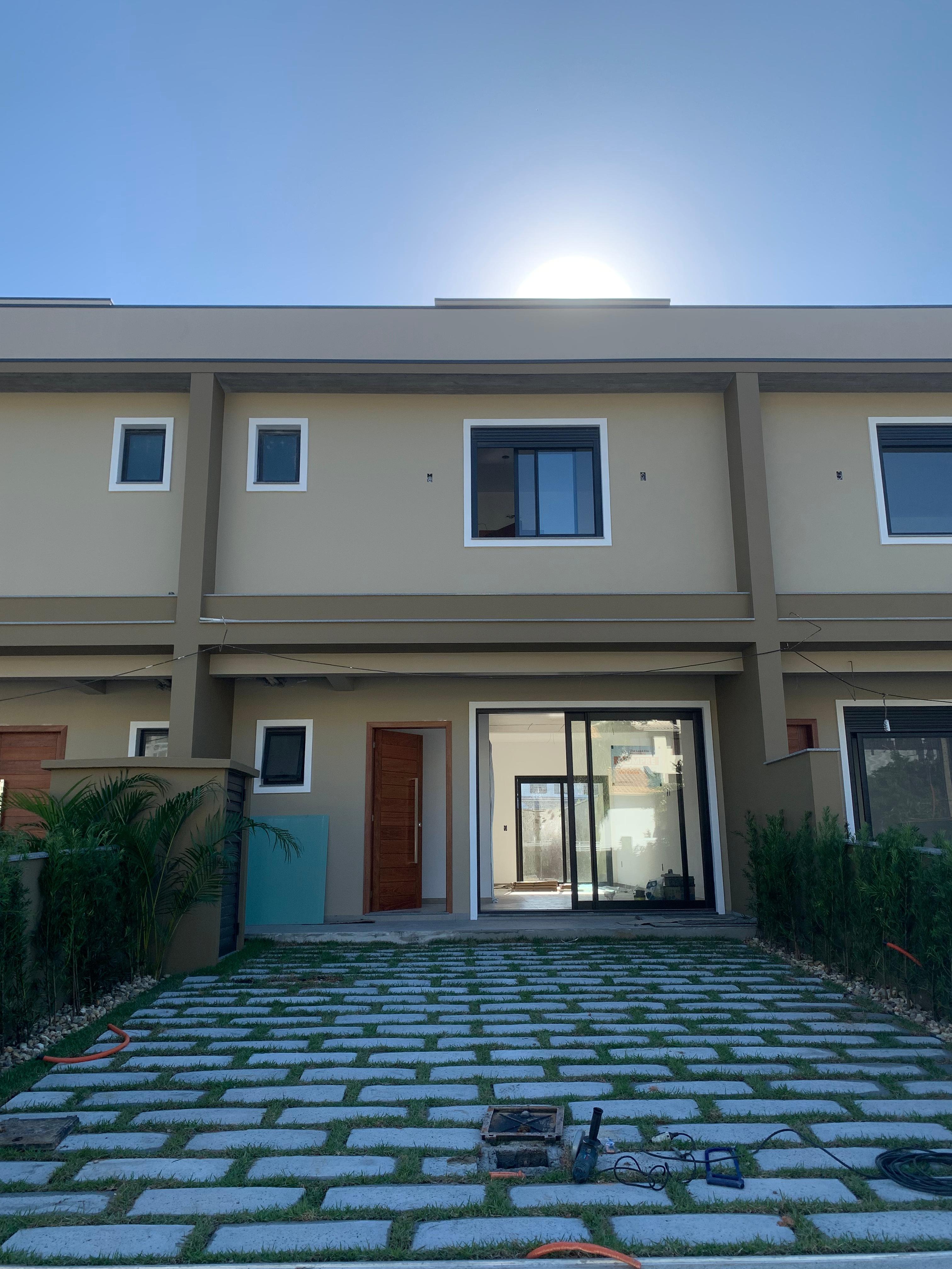 Sobrado à venda com 3 quartos, 105m² - Foto 1