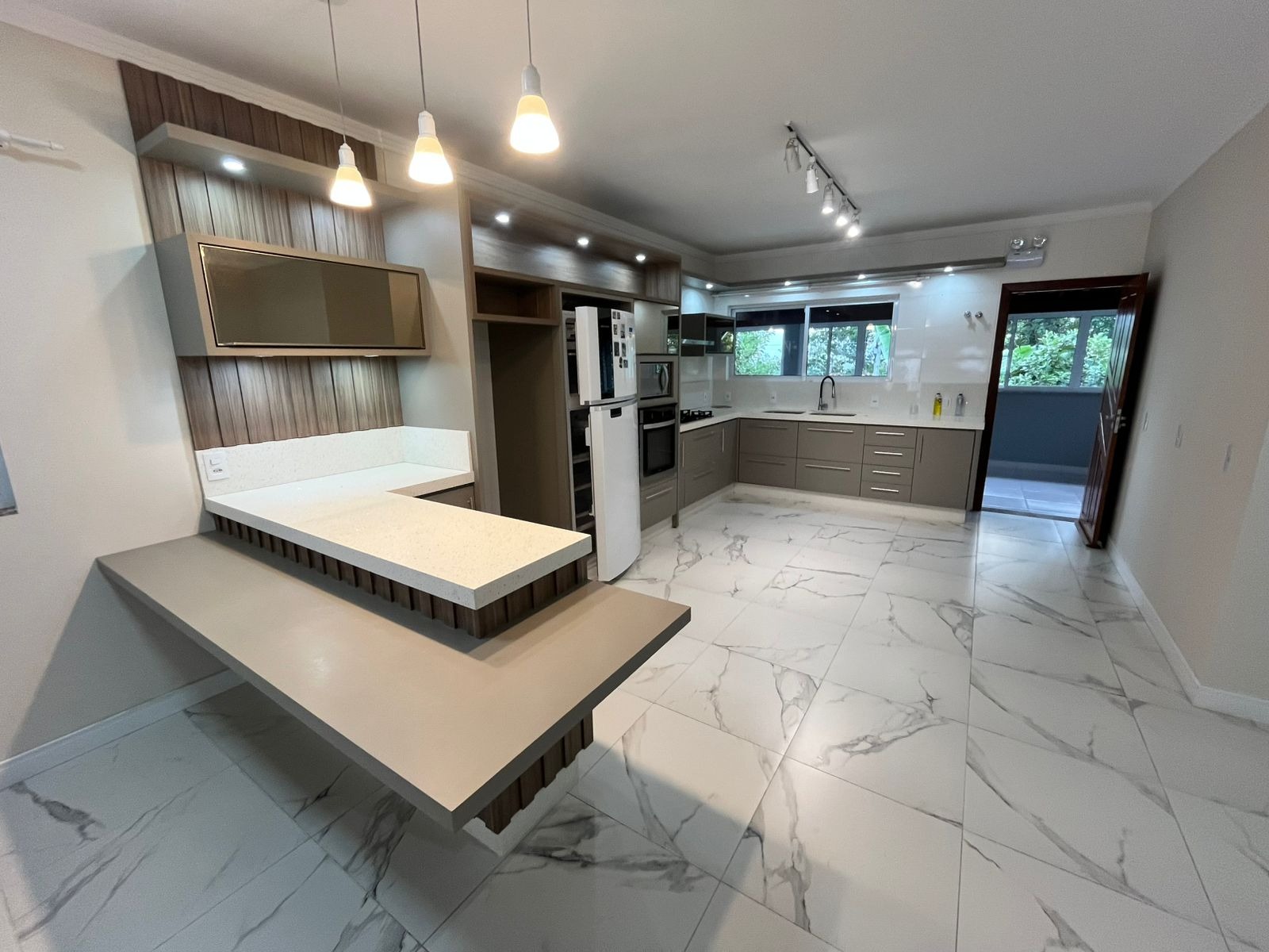Casa à venda com 3 quartos, 889m² - Foto 10