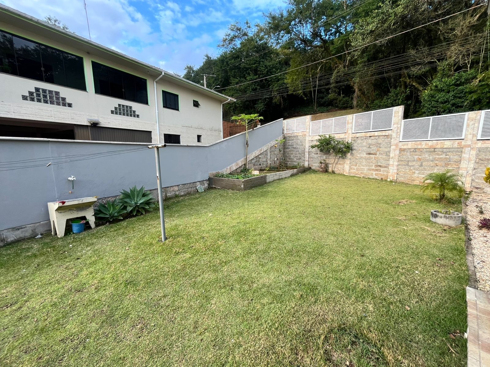 Casa à venda com 3 quartos, 889m² - Foto 7