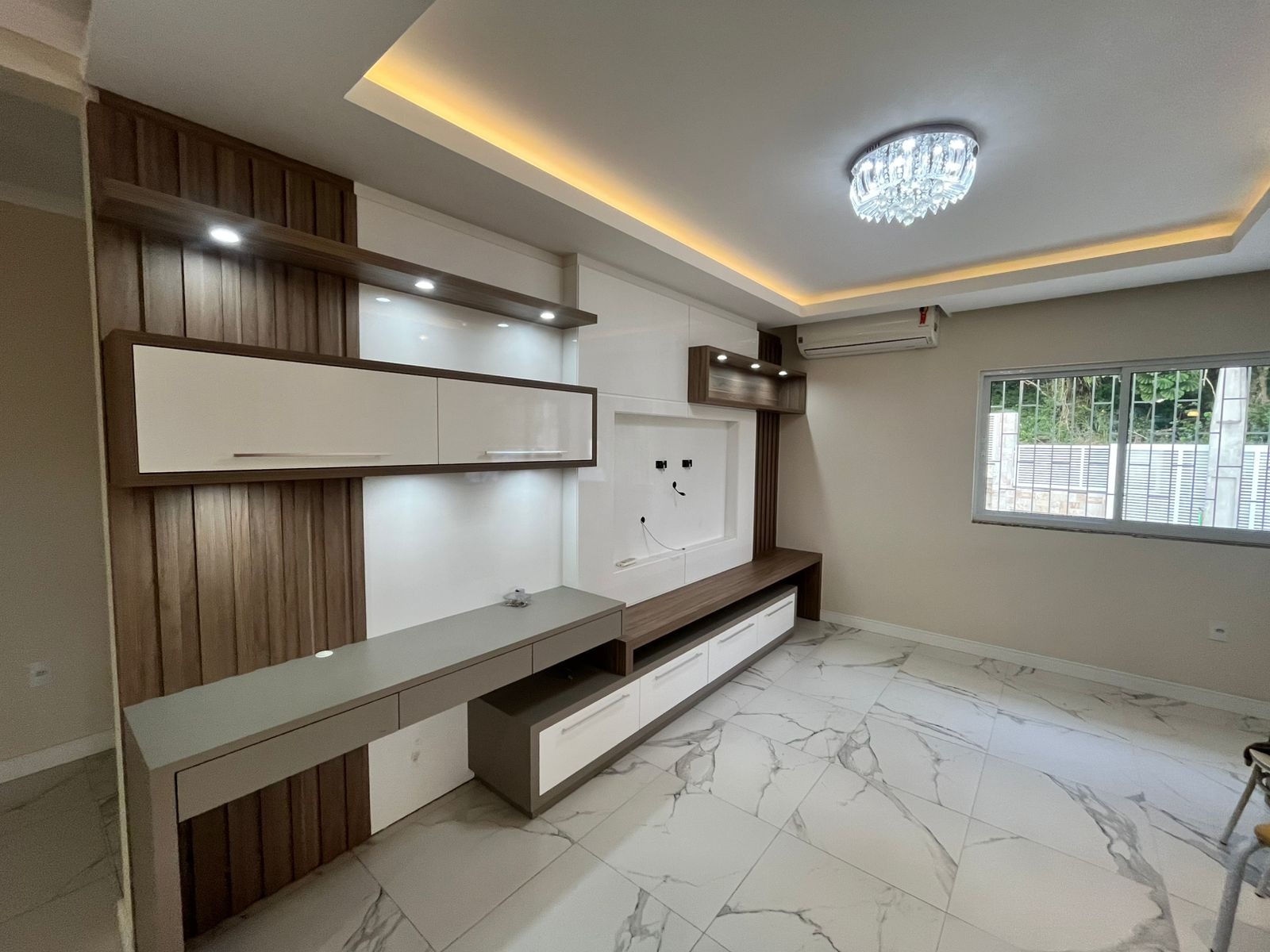 Casa à venda com 3 quartos, 889m² - Foto 4