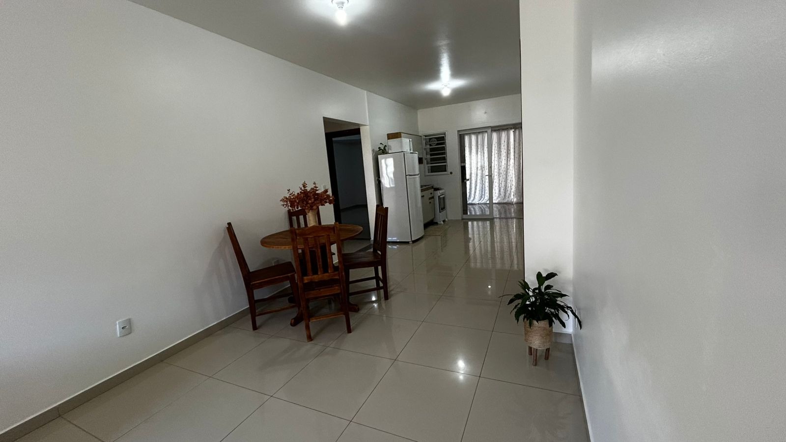 Casa à venda com 2 quartos, 81m² - Foto 6