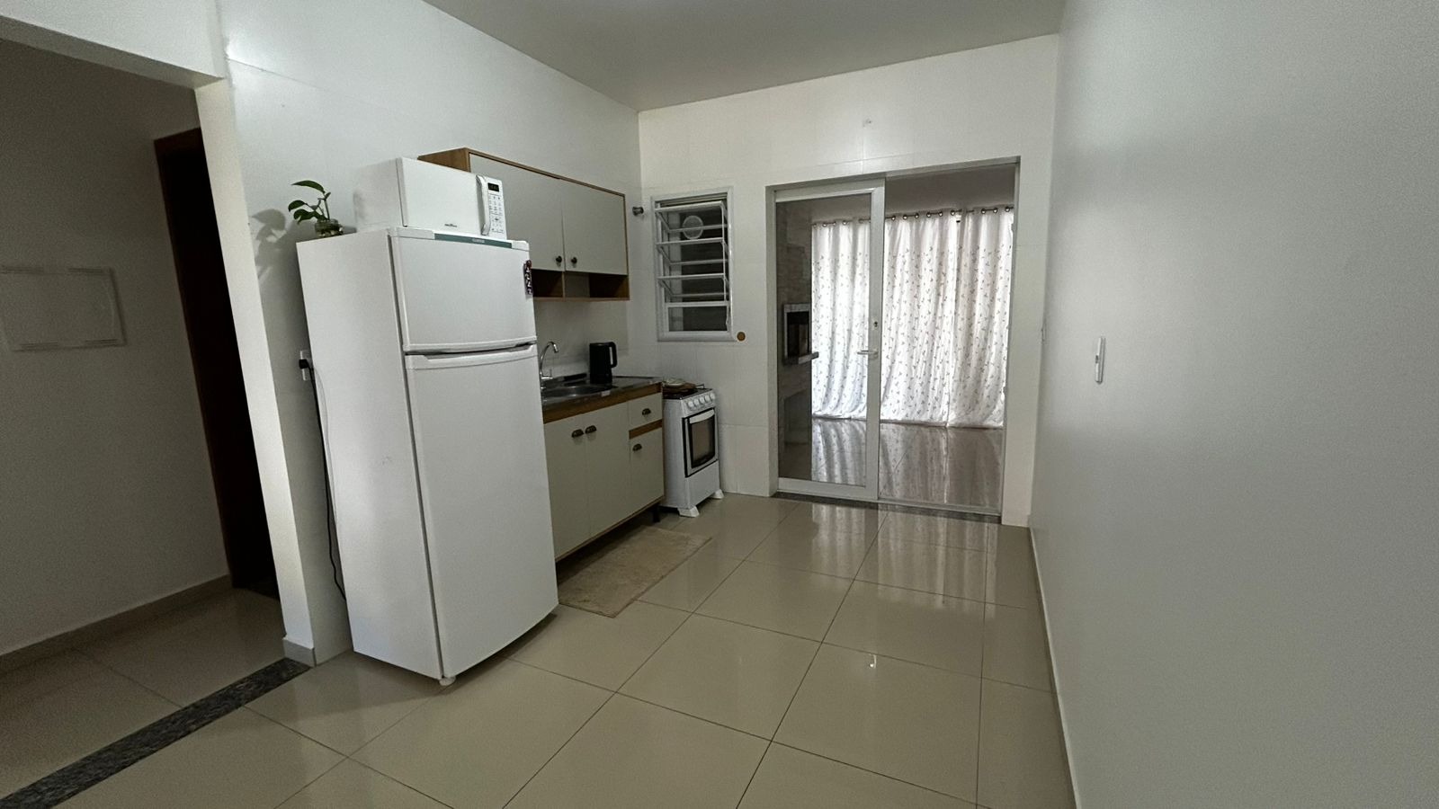Casa à venda com 2 quartos, 81m² - Foto 11