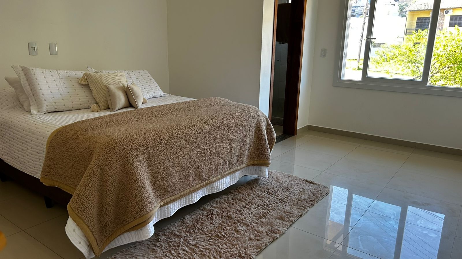Casa à venda com 2 quartos, 81m² - Foto 29