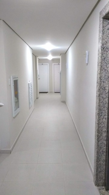 Apartamento à venda com 2 quartos, 82m² - Foto 15