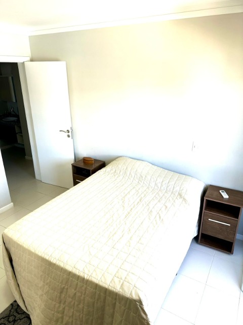 Apartamento à venda com 3 quartos, 100m² - Foto 11