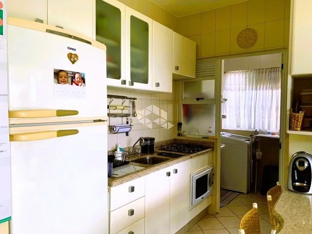 Apartamento à venda com 2 quartos, 95m² - Foto 4