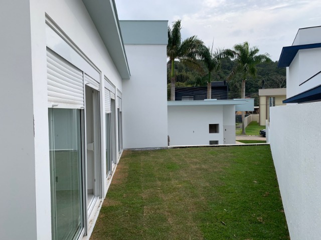 Casa de Condomínio à venda com 3 quartos, 420m² - Foto 19