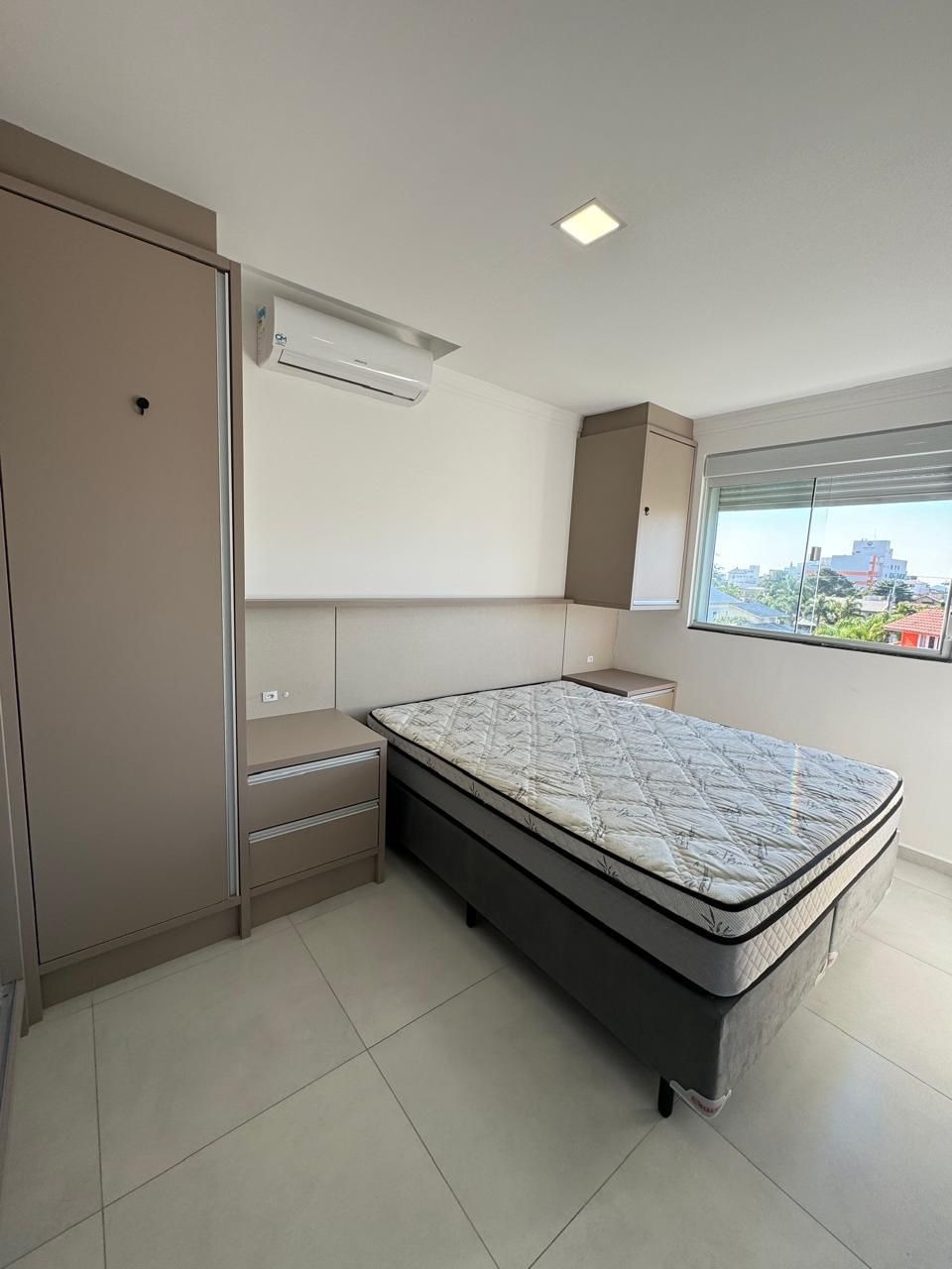 Apartamento à venda com 2 quartos, 66m² - Foto 27