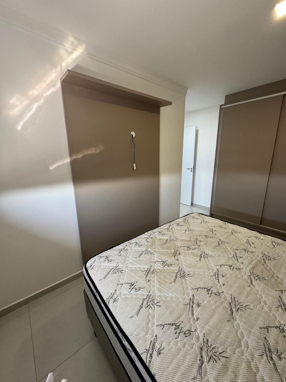 Apartamento à venda com 2 quartos, 66m² - Foto 6