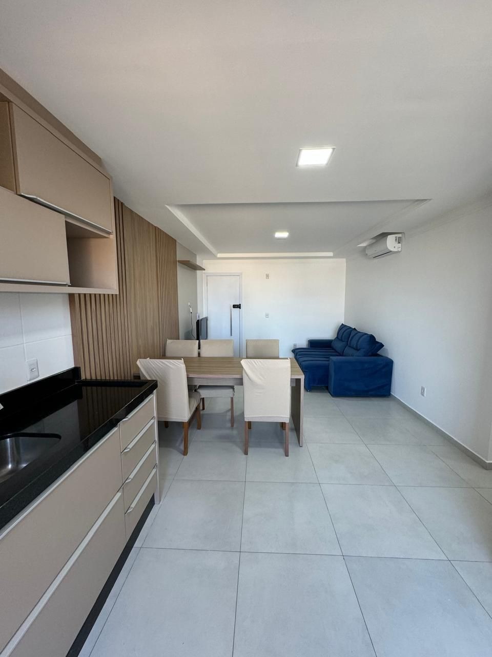 Apartamento à venda com 2 quartos, 66m² - Foto 3