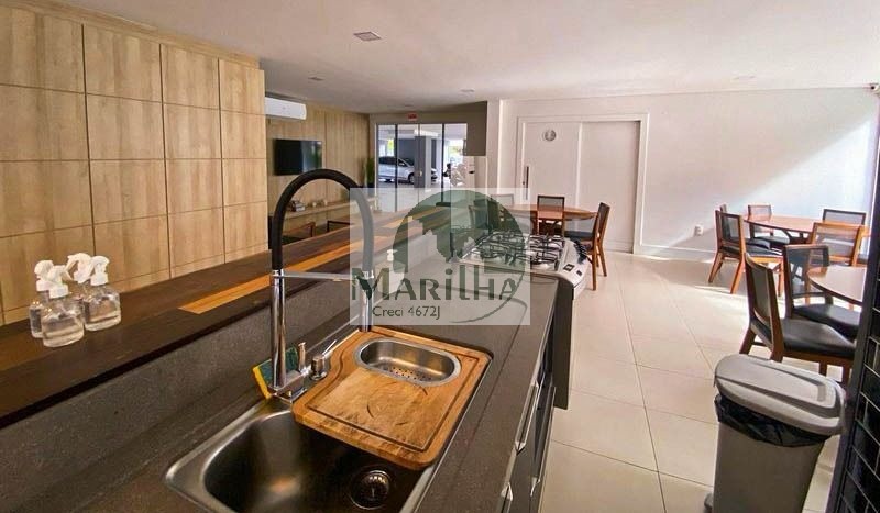 Cobertura à venda com 3 quartos, 280m² - Foto 3