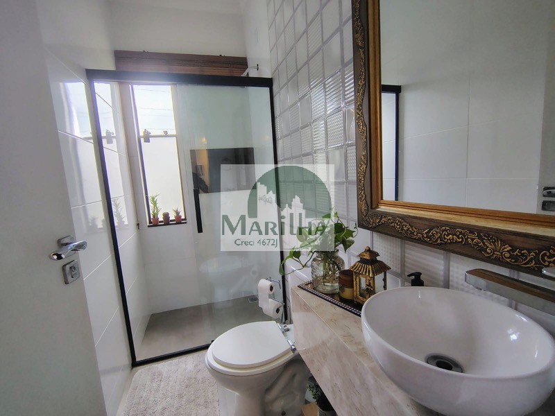 Casa de Condomínio à venda com 4 quartos, 235m² - Foto 9