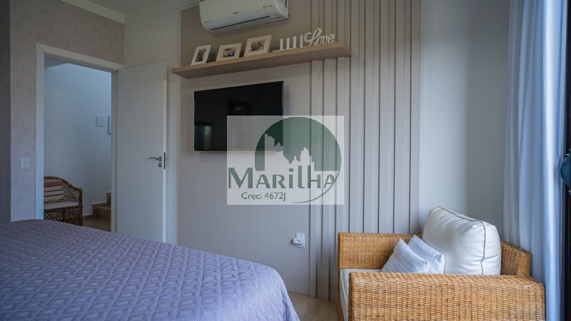 Casa de Condomínio à venda com 4 quartos, 235m² - Foto 13