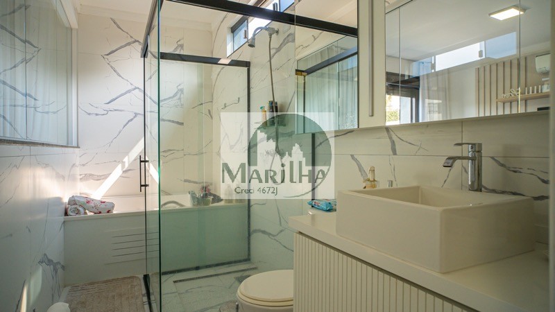Casa de Condomínio à venda com 4 quartos, 235m² - Foto 19