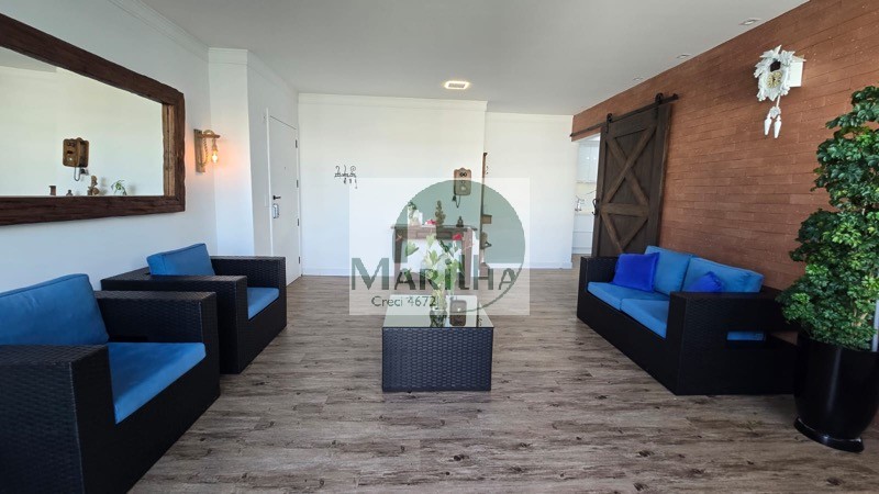Cobertura à venda com 3 quartos, 230m² - Foto 1