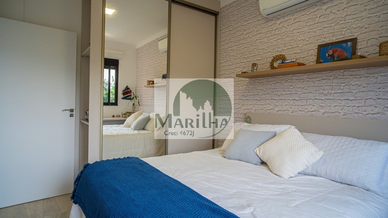 Casa de Condomínio à venda com 4 quartos, 235m² - Foto 21
