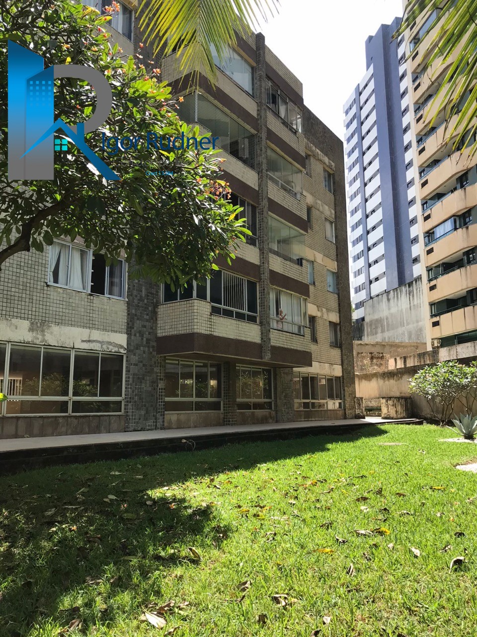 Apartamento à venda com 3 quartos, 127m² - Foto 23