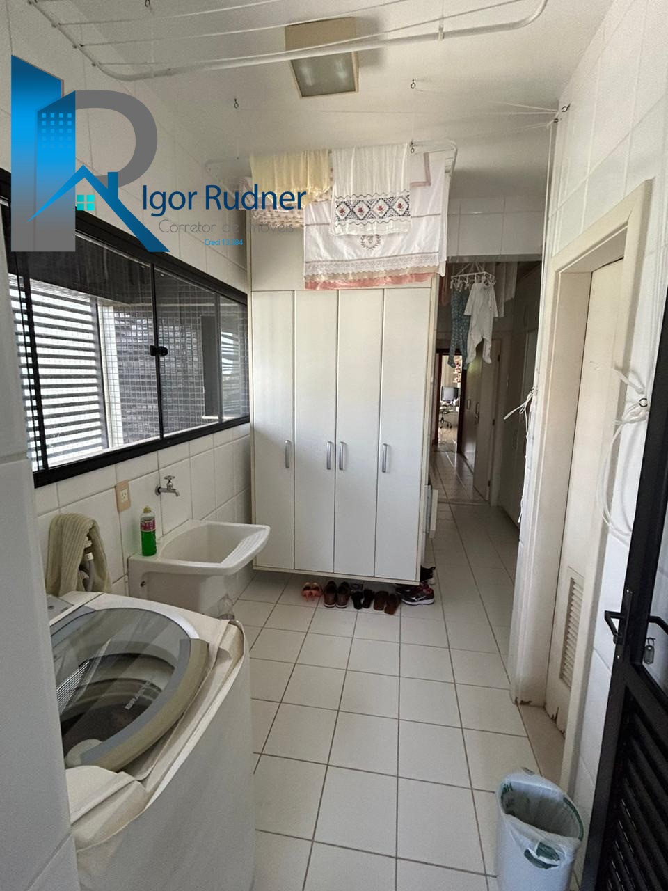 Apartamento à venda com 4 quartos, 300m² - Foto 33