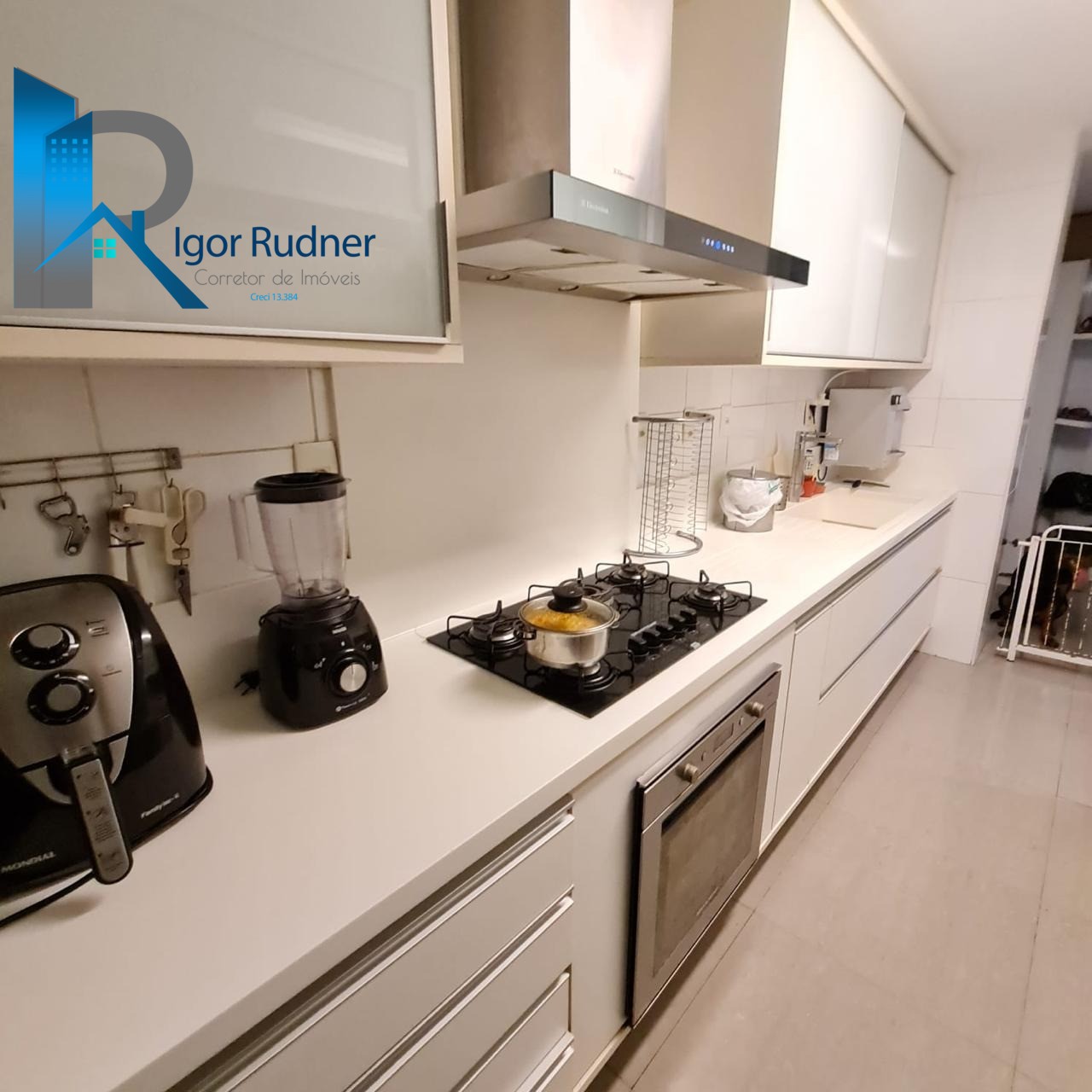 Apartamento à venda com 4 quartos, 195m² - Foto 55