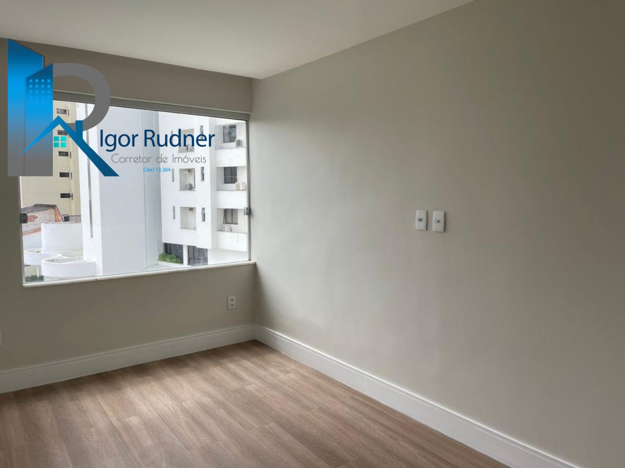 Apartamento à venda com 3 quartos, 143m² - Foto 7