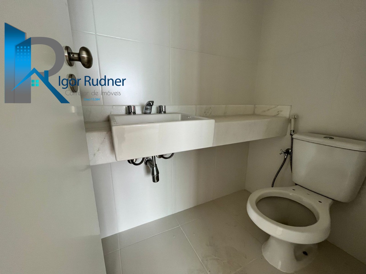 Apartamento à venda com 4 quartos, 170m² - Foto 17