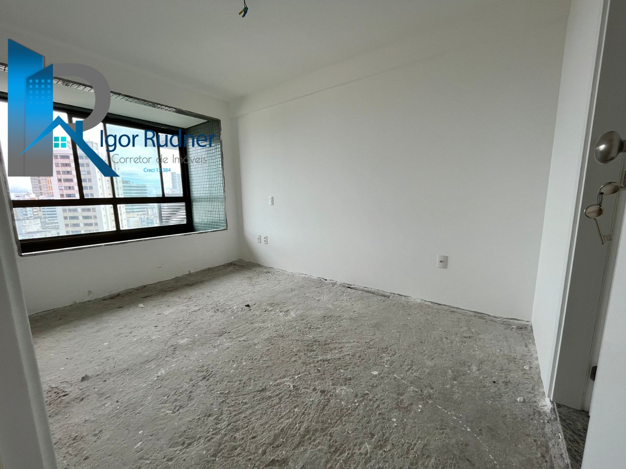 Apartamento à venda com 4 quartos, 170m² - Foto 9