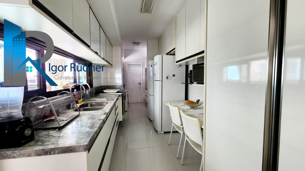 Apartamento à venda com 4 quartos, 210m² - Foto 18