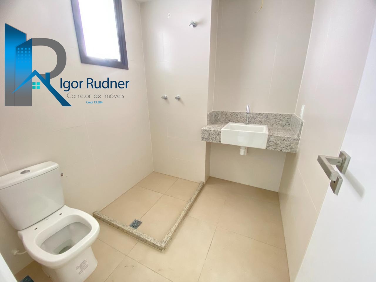 Apartamento à venda com 4 quartos, 212m² - Foto 16