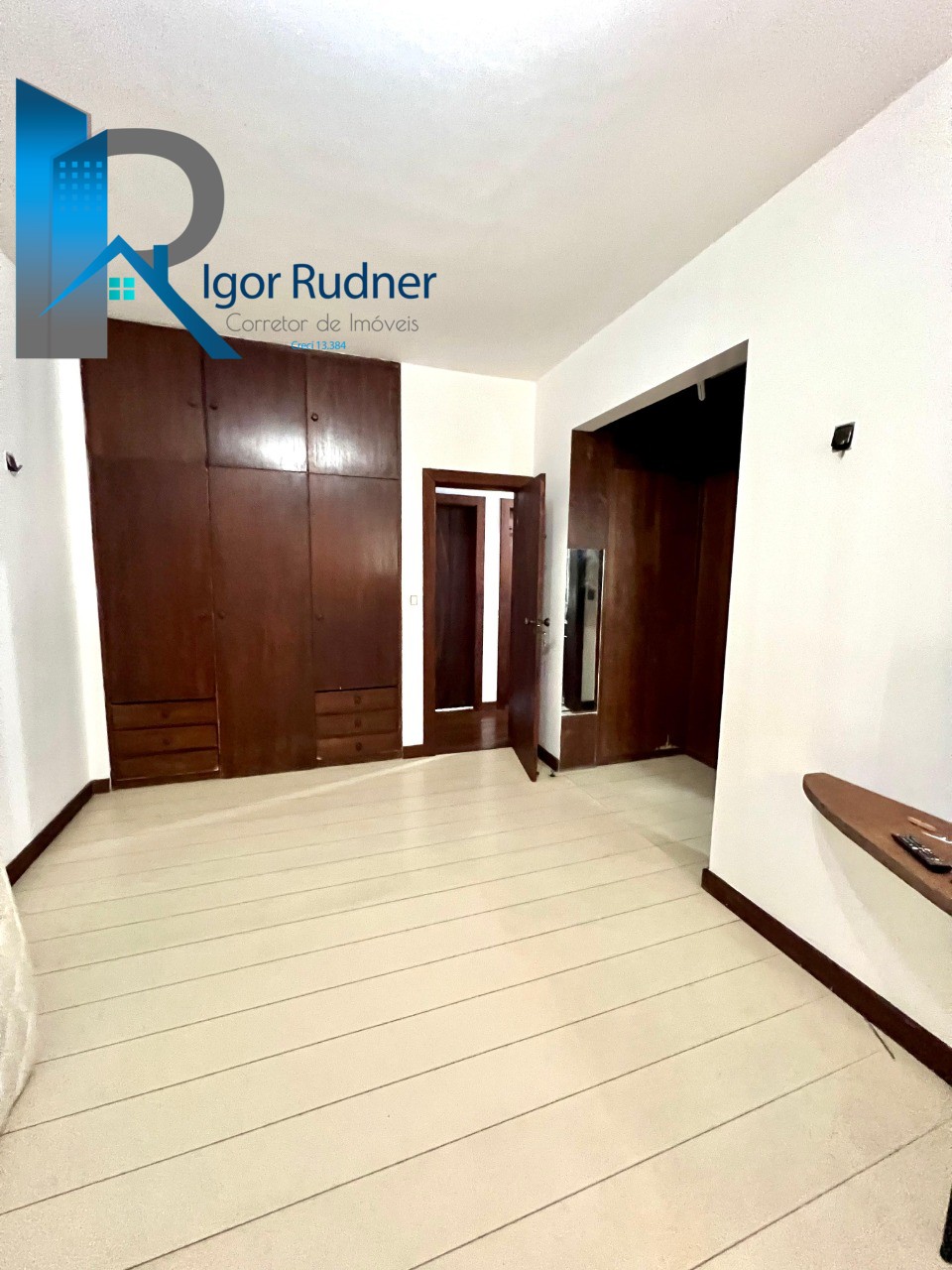 Apartamento à venda com 3 quartos, 197m² - Foto 8