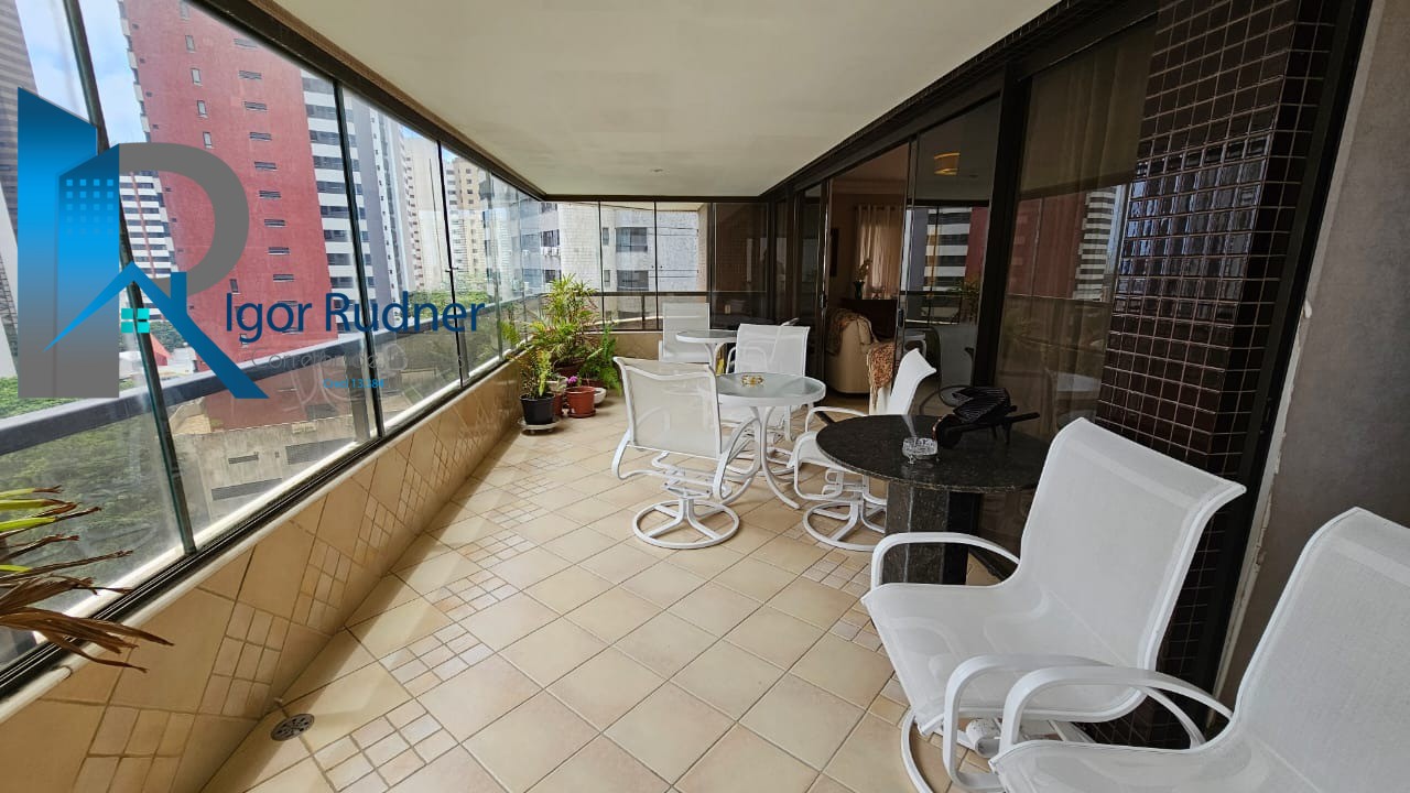 Apartamento à venda com 4 quartos, 268m² - Foto 8