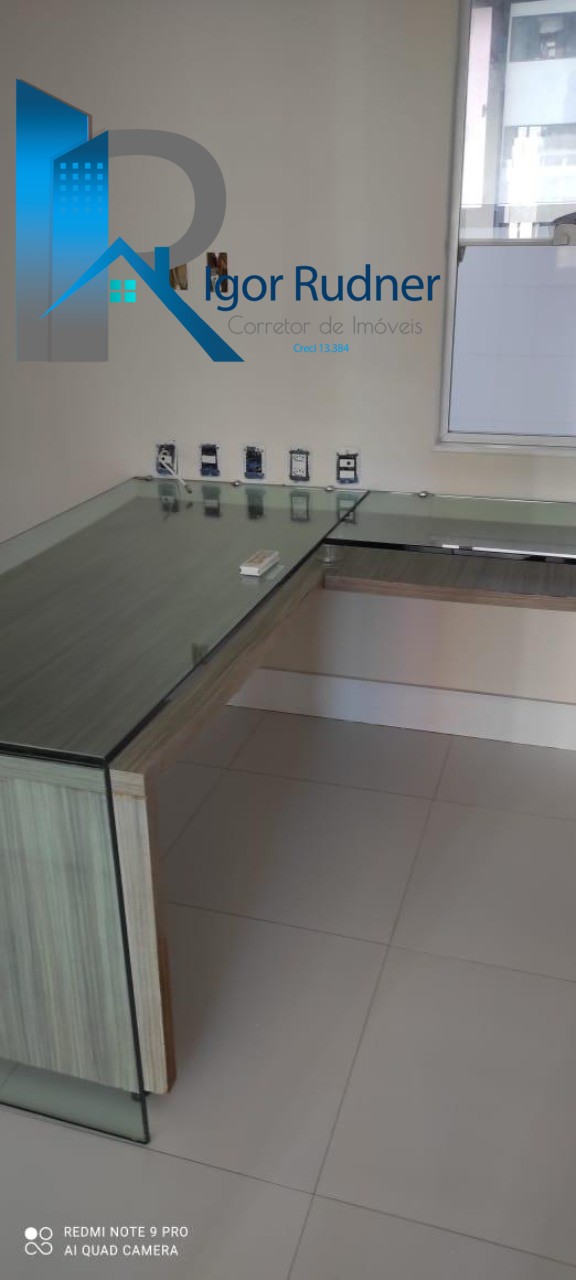 Apartamento à venda com 4 quartos, 200m² - Foto 9