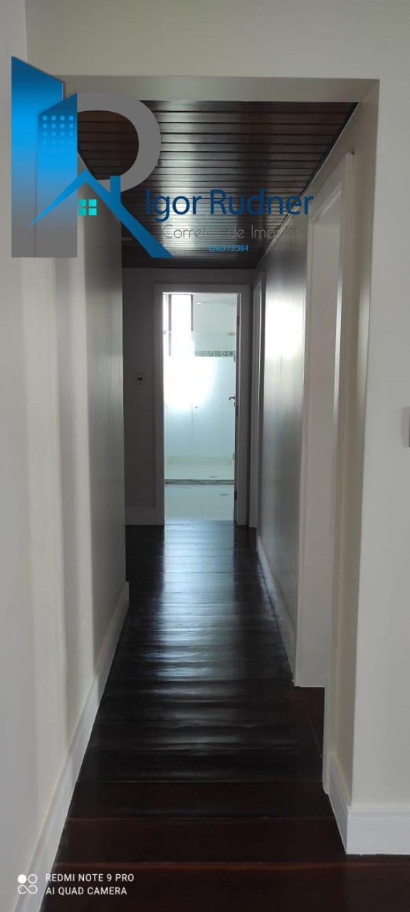 Apartamento à venda com 4 quartos, 200m² - Foto 5