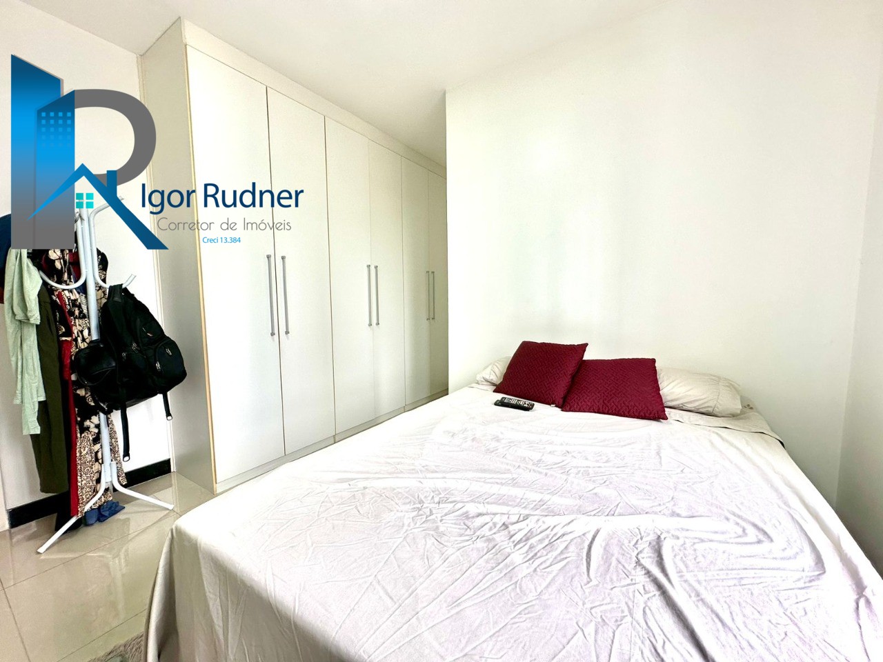 Apartamento à venda com 3 quartos, 105m² - Foto 12