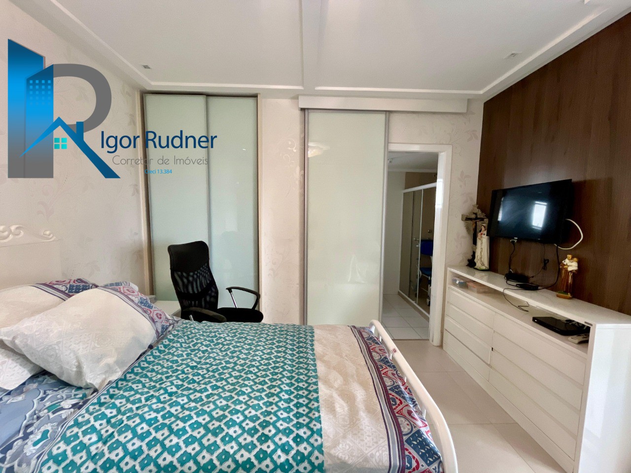 Apartamento à venda com 3 quartos, 183m² - Foto 19