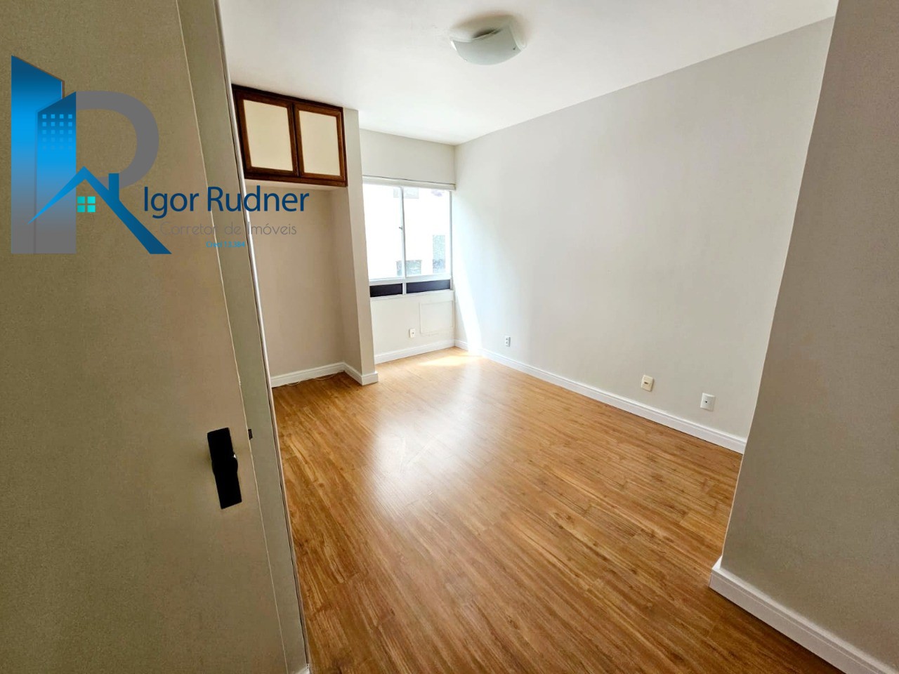 Apartamento à venda com 3 quartos, 106m² - Foto 6