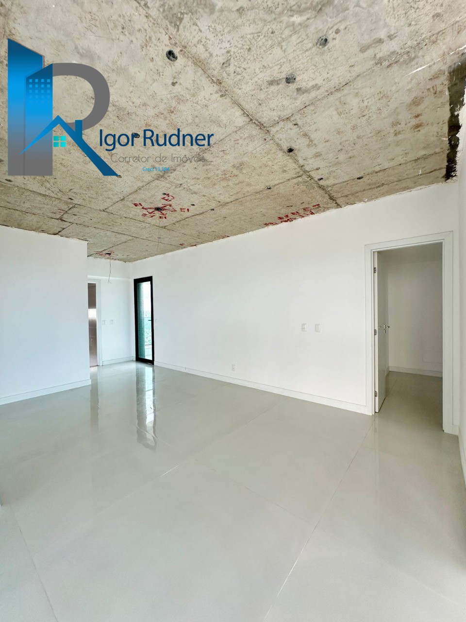 Apartamento à venda com 3 quartos, 212m² - Foto 14