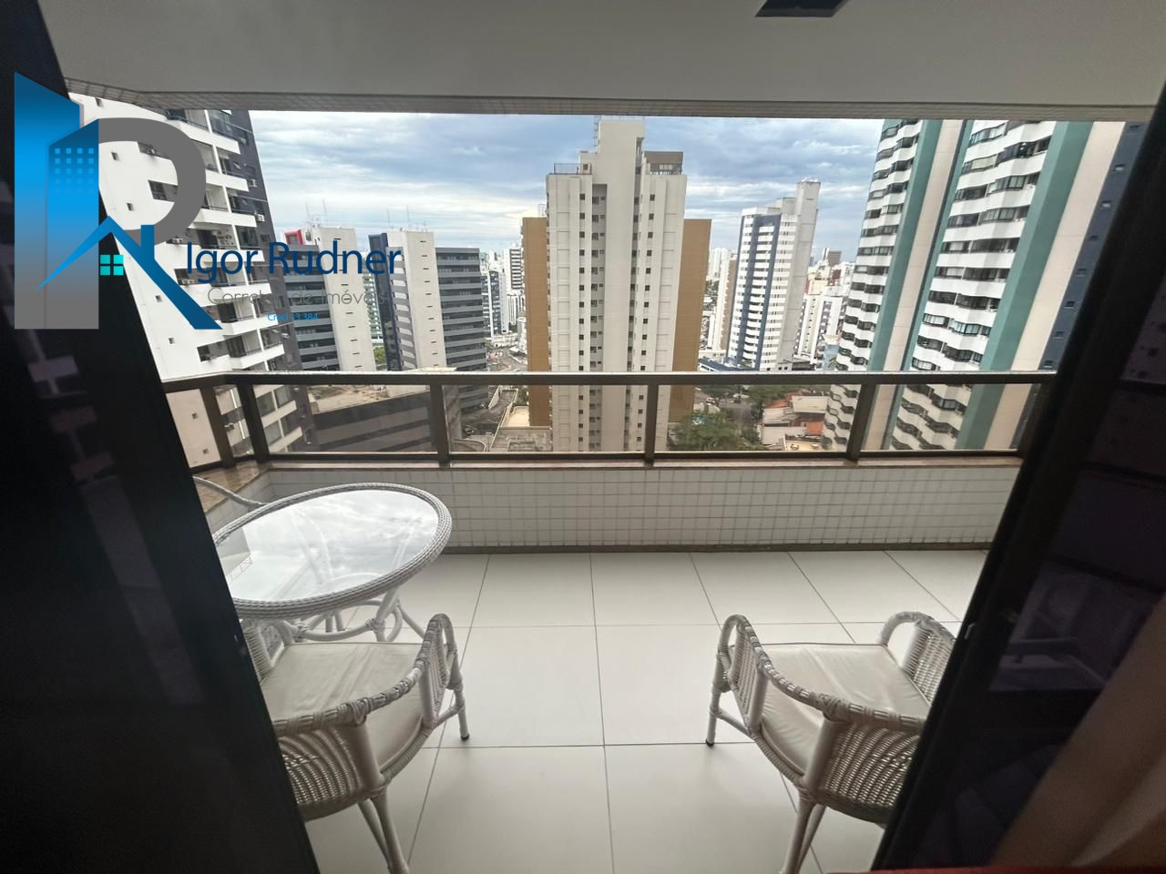 Apartamento à venda com 3 quartos, 100m² - Foto 5